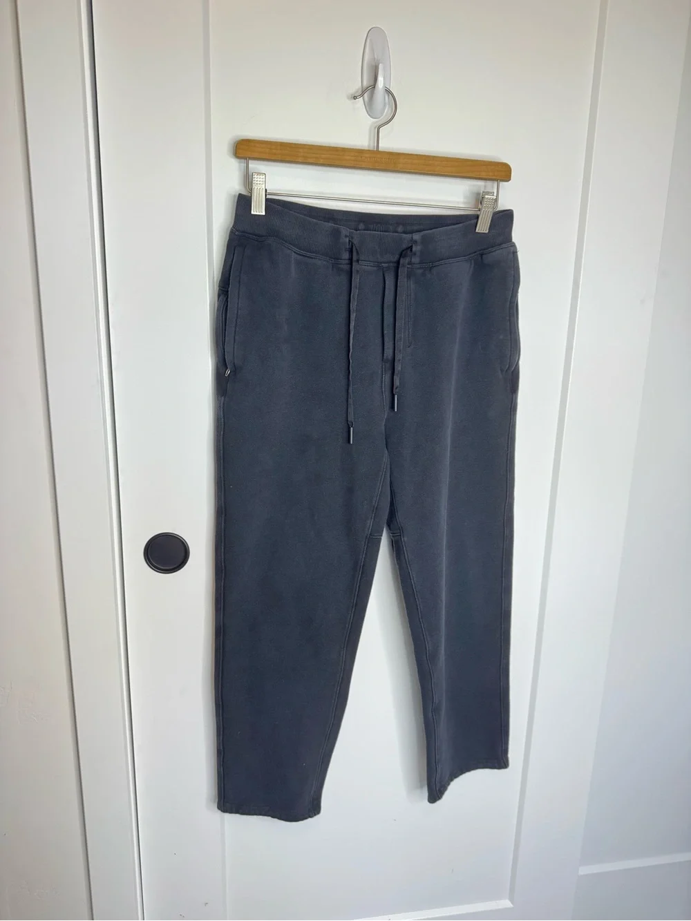 Lululemon Men’s Steady State Classic Fit Shorter Lounge Pants Sweatpants Small